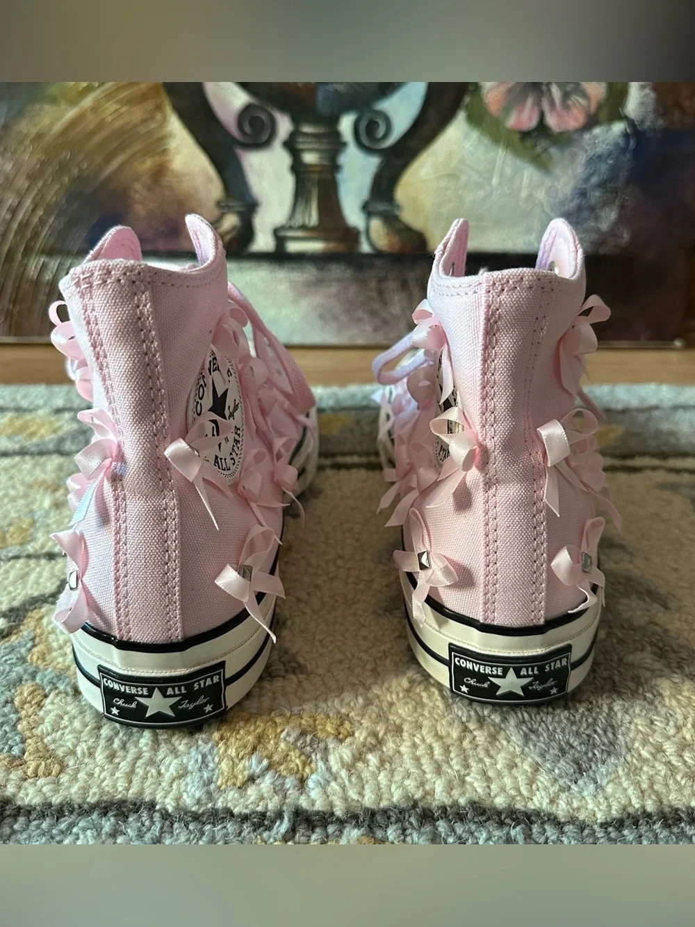 pink converse platforms w bows & studs / size 8